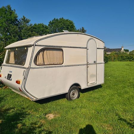 Camping A La Ferme - Hebergements Insolites Cerisy-la-Foret Extérieur photo